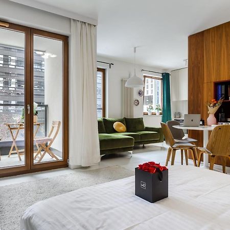 Modern Apartments With Access To The Pool Near Rondo Daszynskiego Station Warsaw Luaran gambar
