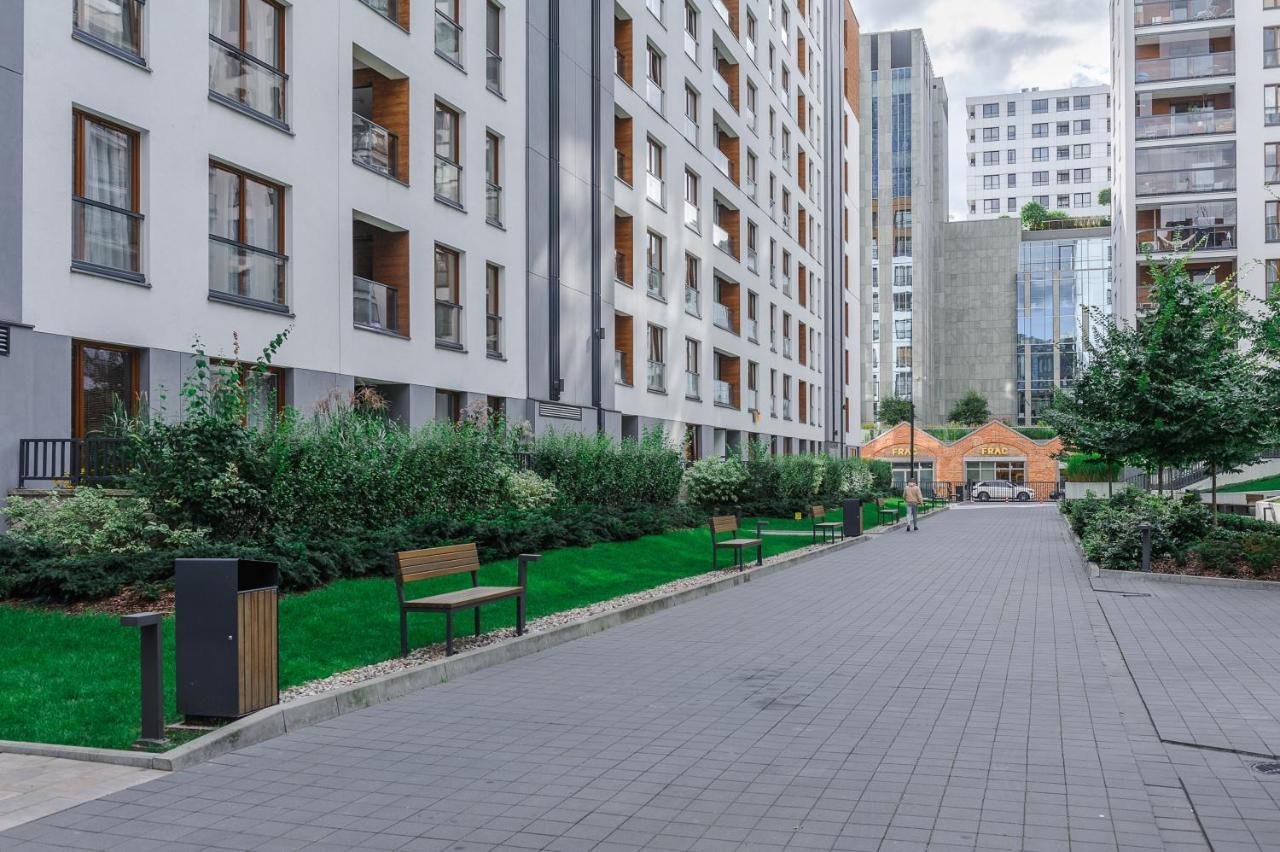 Modern Apartments With Access To The Pool Near Rondo Daszynskiego Station Warsaw Luaran gambar