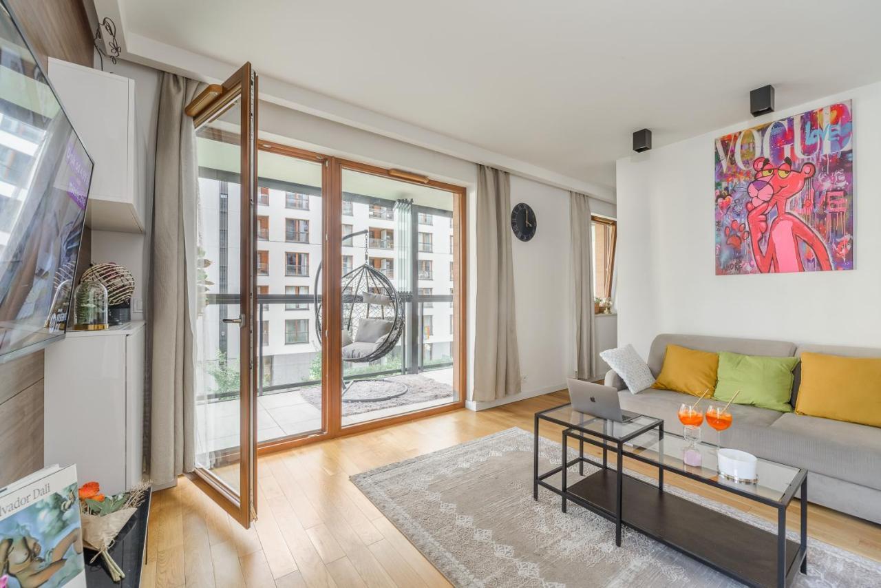 Modern Apartments With Access To The Pool Near Rondo Daszynskiego Station Warsaw Luaran gambar