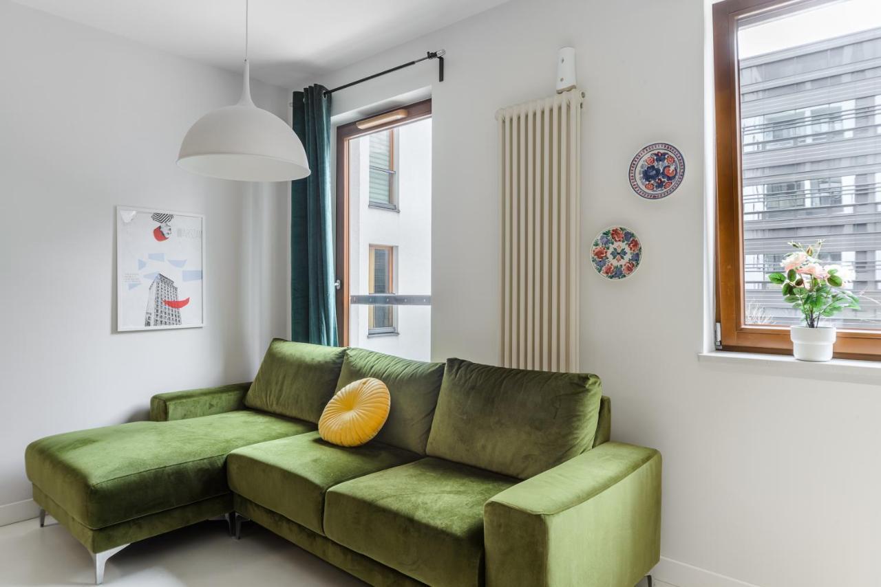 Modern Apartments With Access To The Pool Near Rondo Daszynskiego Station Warsaw Luaran gambar